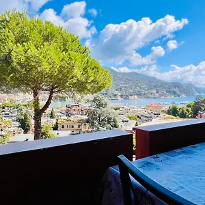 La Loggia Sul Mare , Rapallo Italia