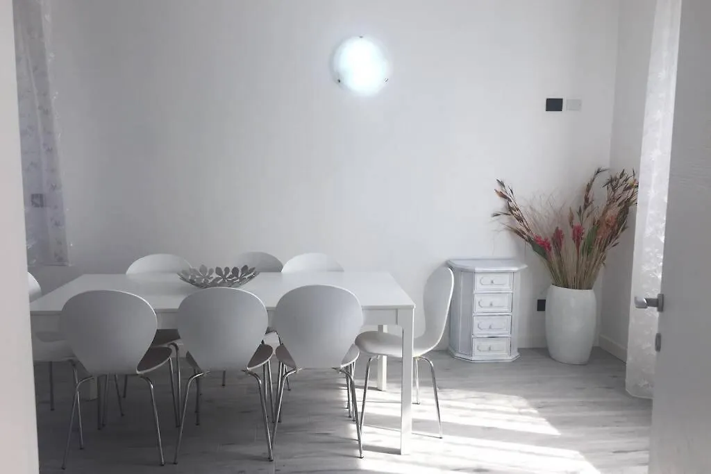 Ferienwohnung PeschieraView DUPLEX x8 Peschiera del Garda